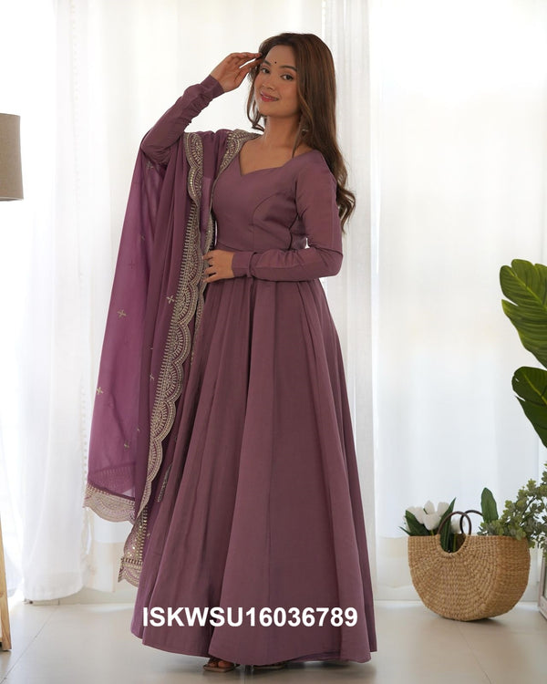 Chanderi Anarkali Kurti With Silk Pant And Embroidered Dupatta-ISKWSU16036789