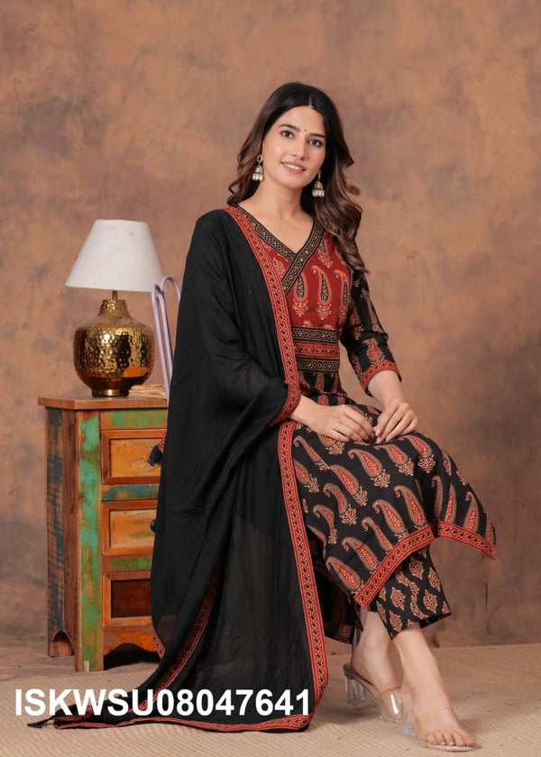 Bagru Printed Cotton Kurti With Pant And Dupatta-ISKWSU08047641