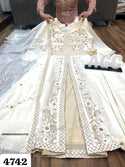 Embroidered Malmal Cotton Front Slit Kurti With Pant And Dupatta-ISKWSU0304AGC4742