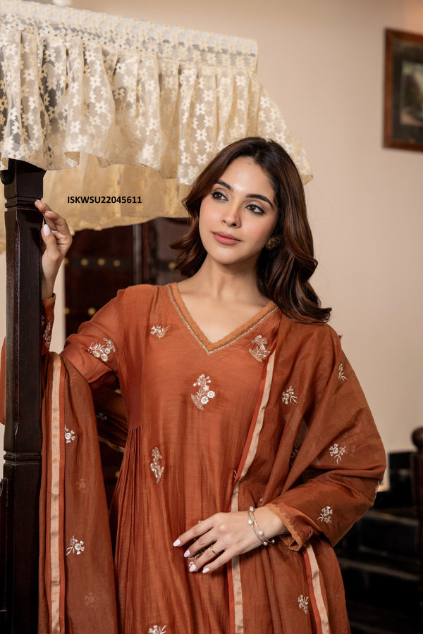 Embroidered Malmal Chanderi Kurti With Pant And Dupatta-ISKWSU22045611