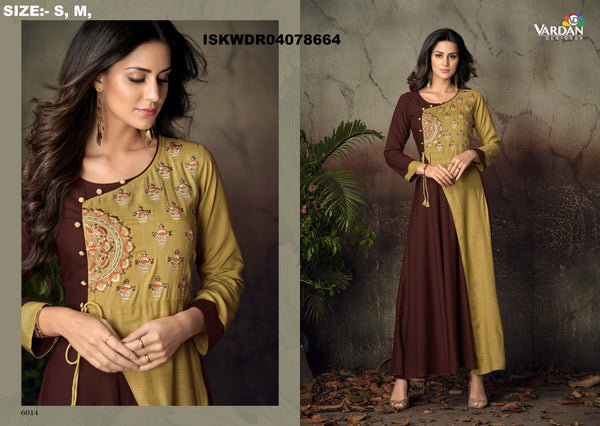 Sequined Rayon Flared Dress-ISKWDR04078664