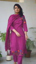 Embroidered Cotton Kurti With Pant And Crushed Malmal Cotton Dupatta-ISKWSU2406PPC/D1794